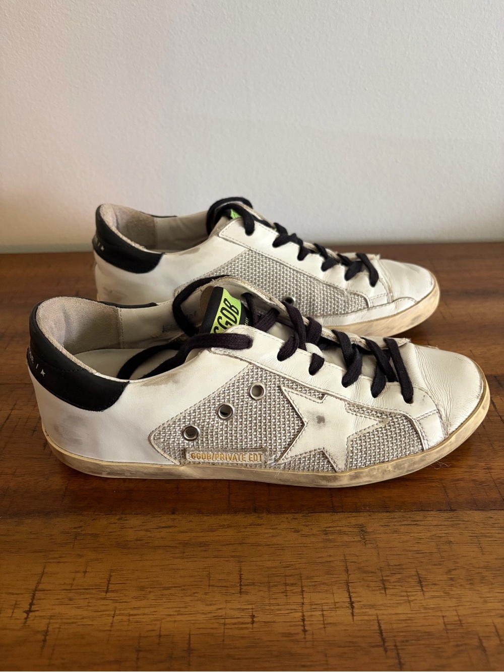 Golden Goose women’s sneakers Sz 38/7.5